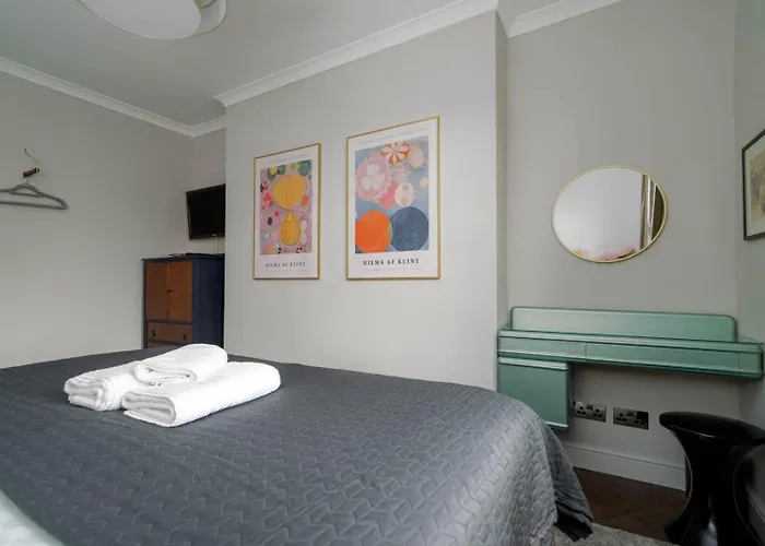 Guestready - Top Floor Chic Camden Flat